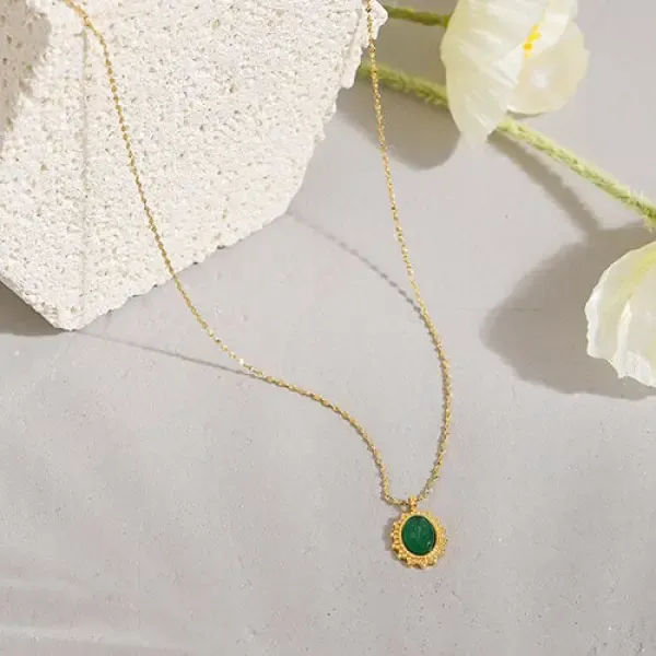 Pendentif Bouddha couleur Or avec pierre de Jade – Image 4