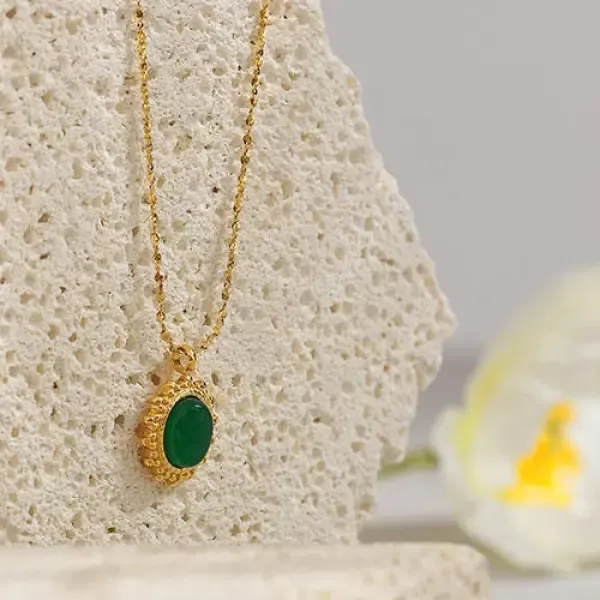 Pendentif Bouddha couleur Or avec pierre de Jade – Image 2