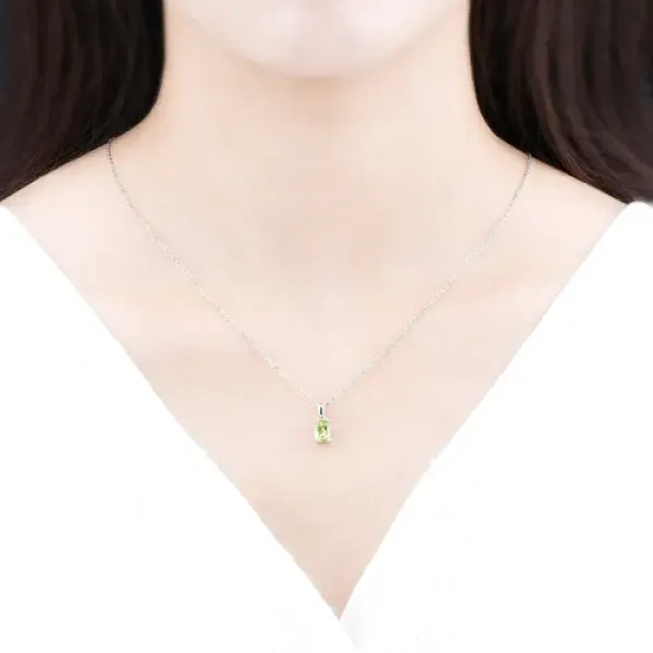 Pendentif Bouddha en Argent avec pierre de Péridot – Image 4