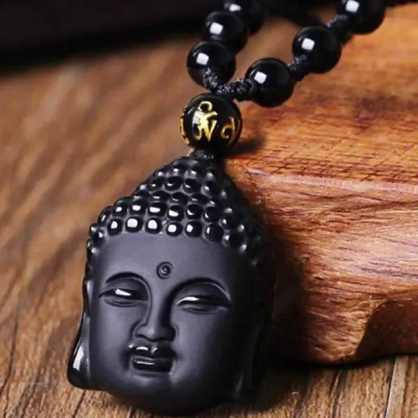 Pendentif avec la Tête de Bouddha – Image 2